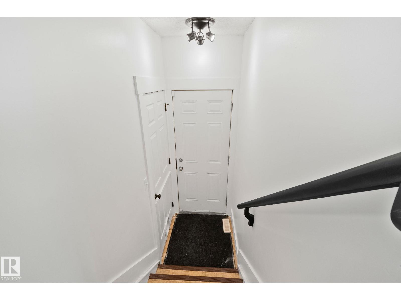 #53 2503 24 ST NW, Edmonton