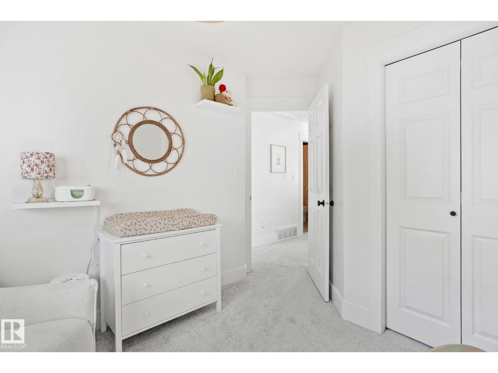 #53 2503 24 ST NW, Edmonton