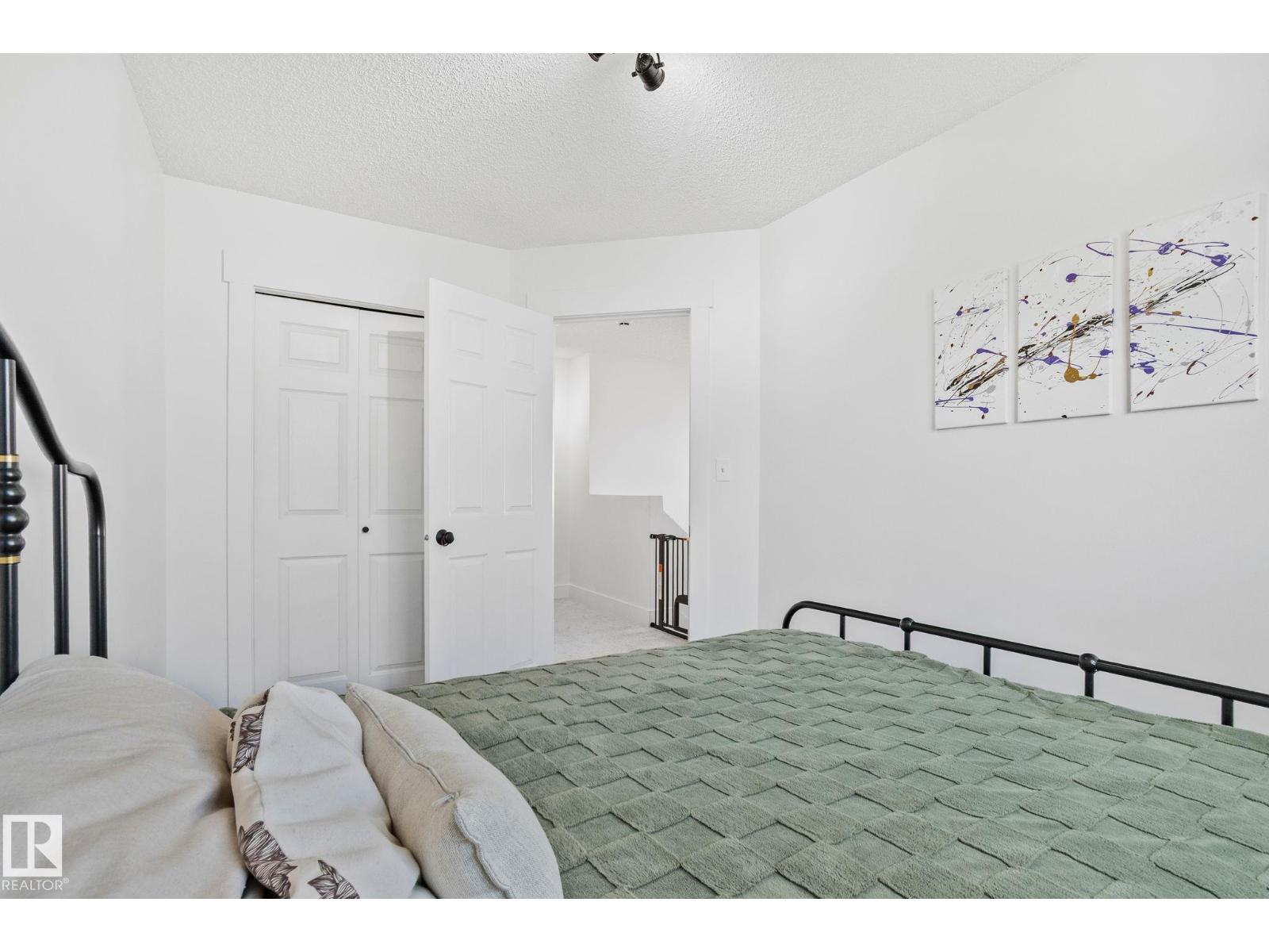 #53 2503 24 ST NW, Edmonton