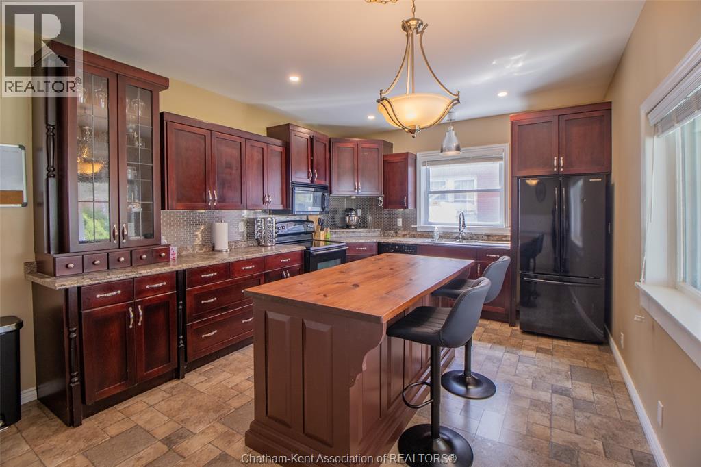 133 SYDENHAM STREET, Dresden, Ontario, N0P1M0 — Photo 6