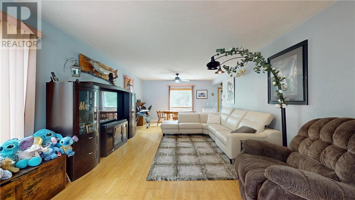 98 Southbay drive, Manitowaning, Ontario, P0P1N0 — Photo 16
