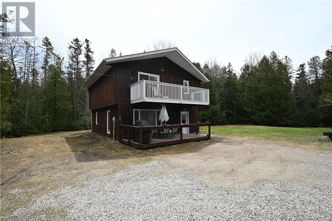 98 Southbay drive, Manitowaning, Ontario, P0P1N0 — Photo 2