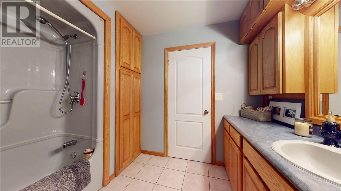 98 Southbay drive, Manitowaning, Ontario, P0P1N0 — Photo 20