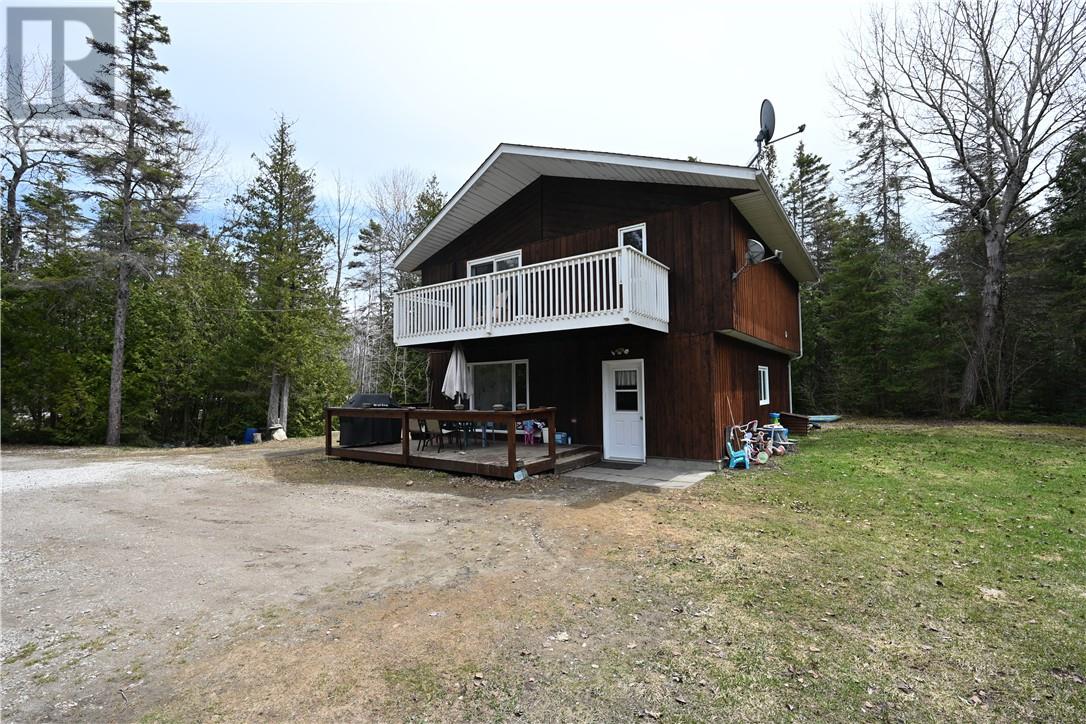 98 Southbay drive, Manitowaning, Ontario, P0P1N0 — Photo 3