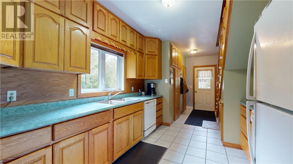 98 Southbay drive, Manitowaning, Ontario, P0P1N0 — Photo 58