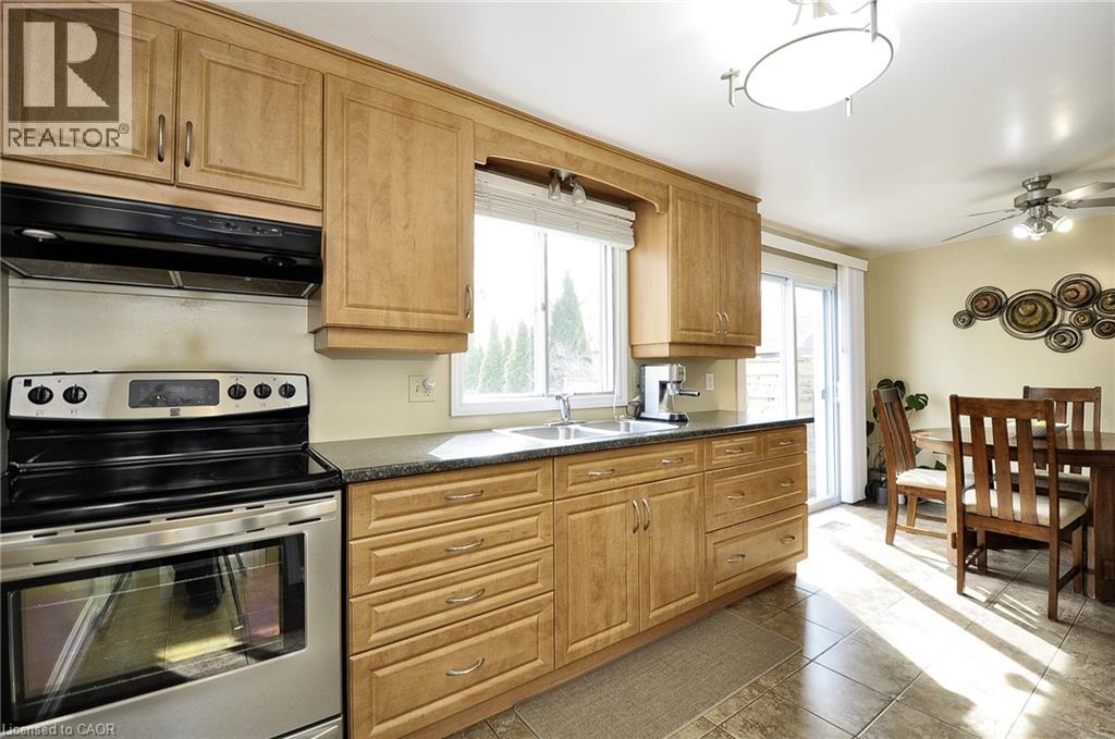 114 BAKERSFIELD Drive, Cambridge, Ontario, N1R6X6 — Photo 11