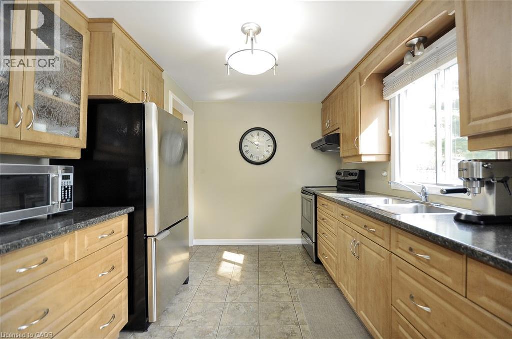 114 BAKERSFIELD Drive, Cambridge, Ontario, N1R6X6 — Photo 13