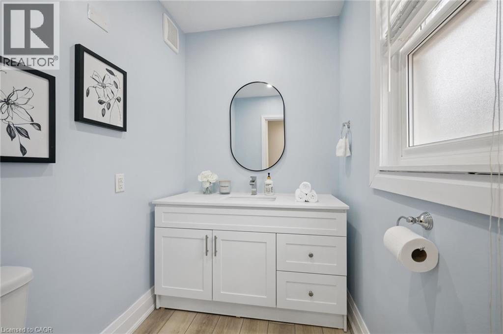 68 PLEASANT Avenue, Kitchener, Ontario, N2M4A4 — Photo 18