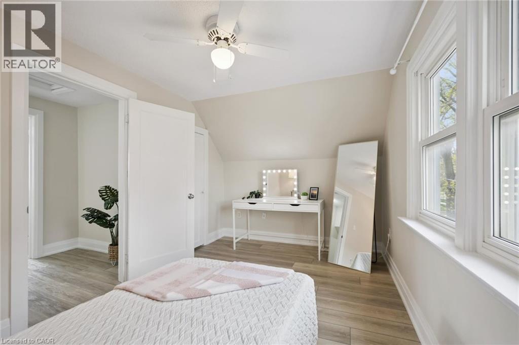 68 PLEASANT Avenue, Kitchener, Ontario, N2M4A4 — Photo 20
