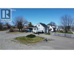 1360 Manawagonish Road, photo 3