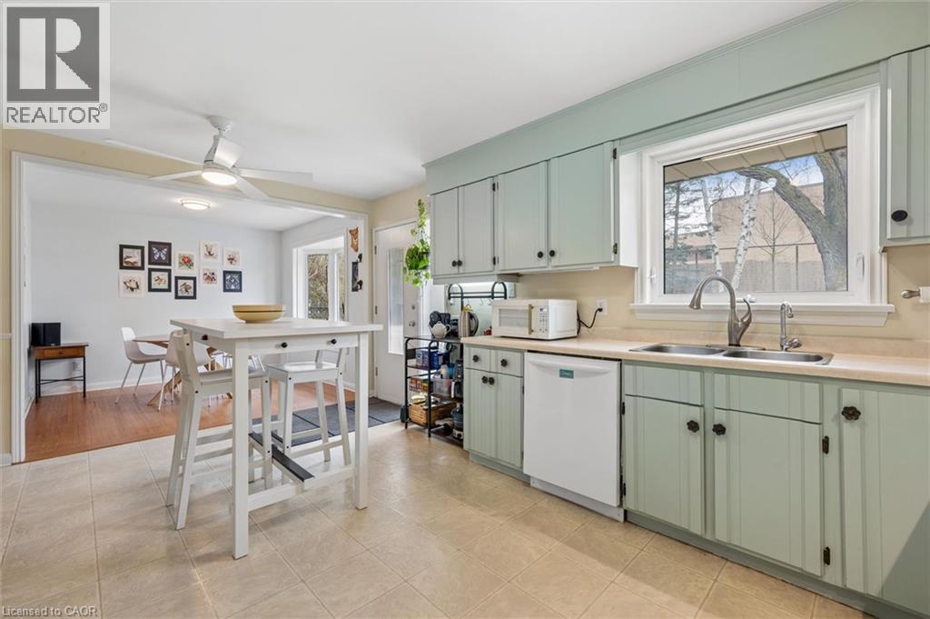 20 KATHERINE Crescent, Kitchener, Ontario, N2M2K1 — Photo 13