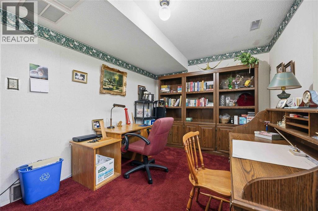 23 DUKINFIELD COURT, Sarnia, Ontario, N7S3Z4 — Photo 22