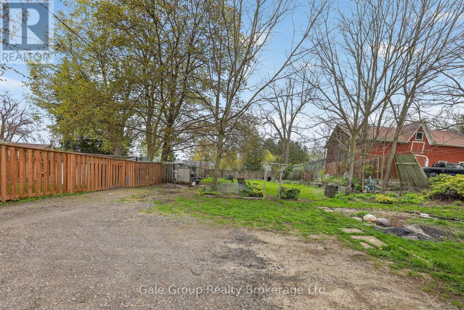 163 THAMES STREET N - 10