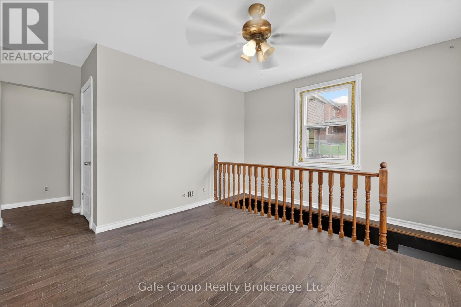 163 THAMES STREET N - 12