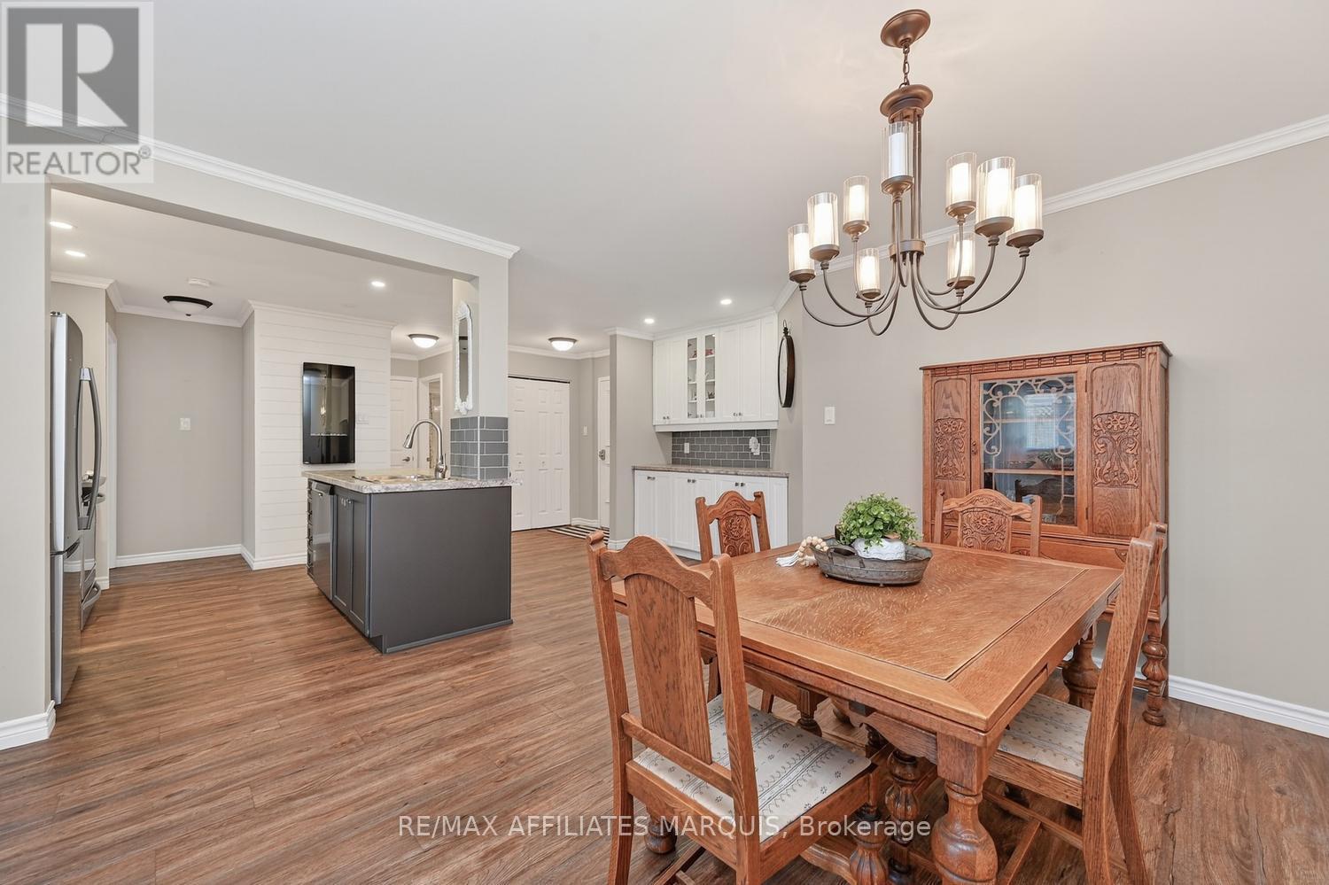 #104 10 ARMSTRONG DRIVE - 11
