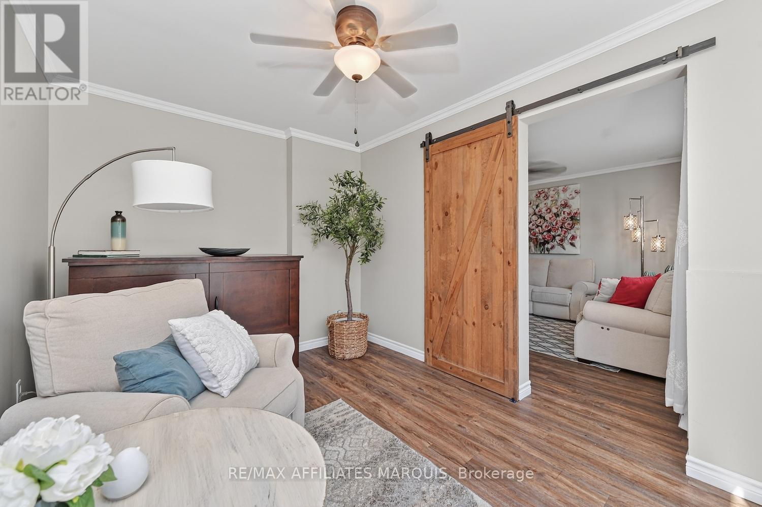 #104 10 ARMSTRONG DRIVE - 19