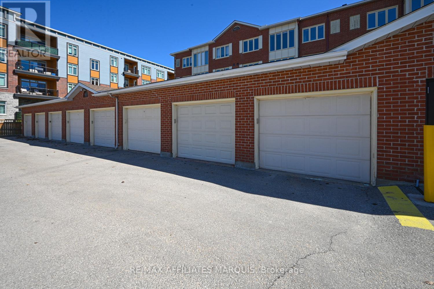 #104 10 ARMSTRONG DRIVE - 32