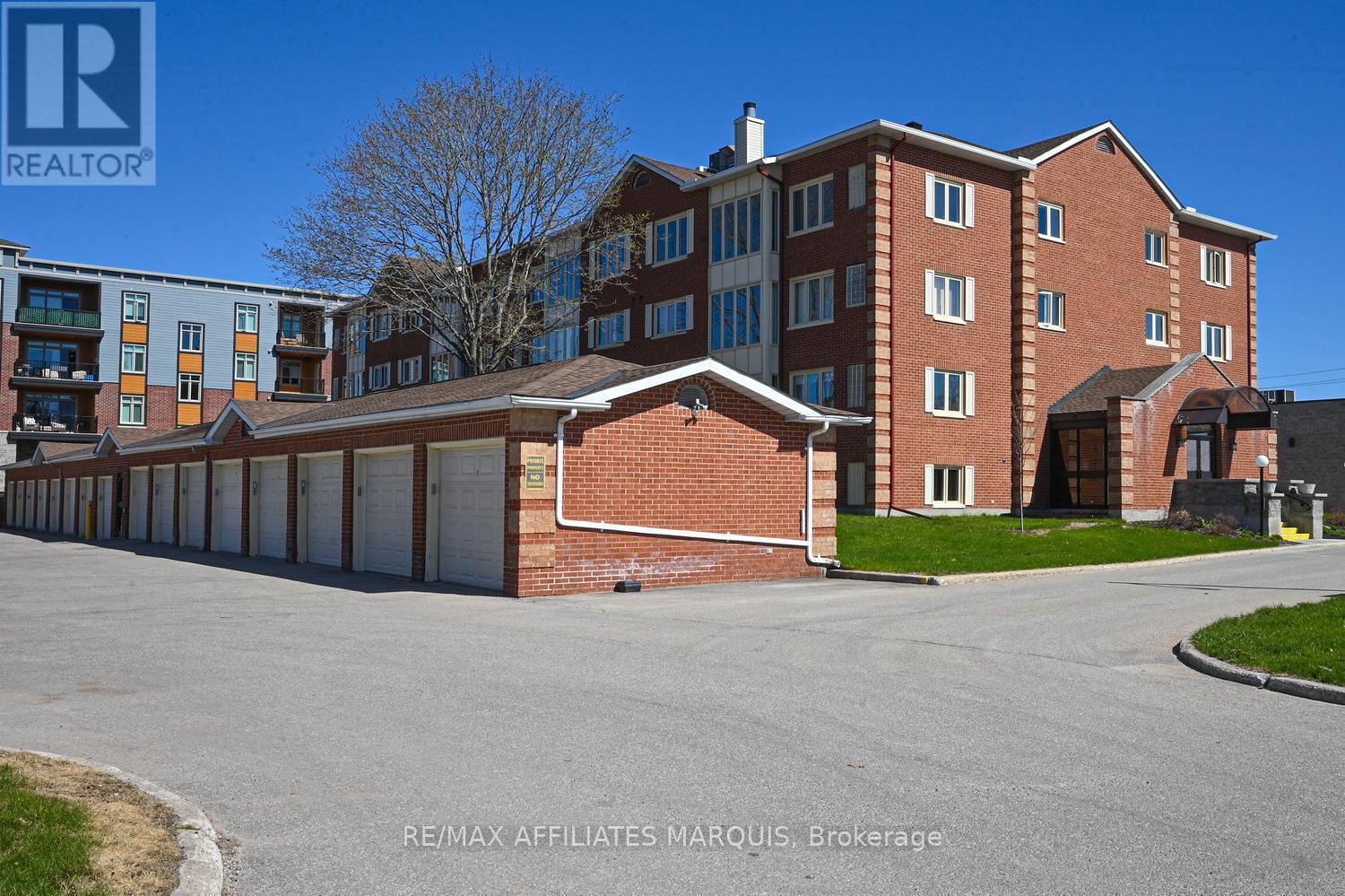 #104 10 ARMSTRONG DRIVE - 34