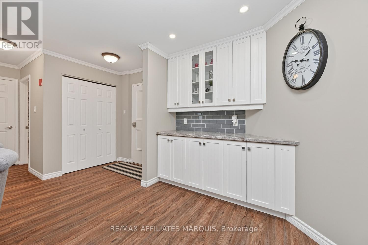 #104 10 ARMSTRONG DRIVE - 9