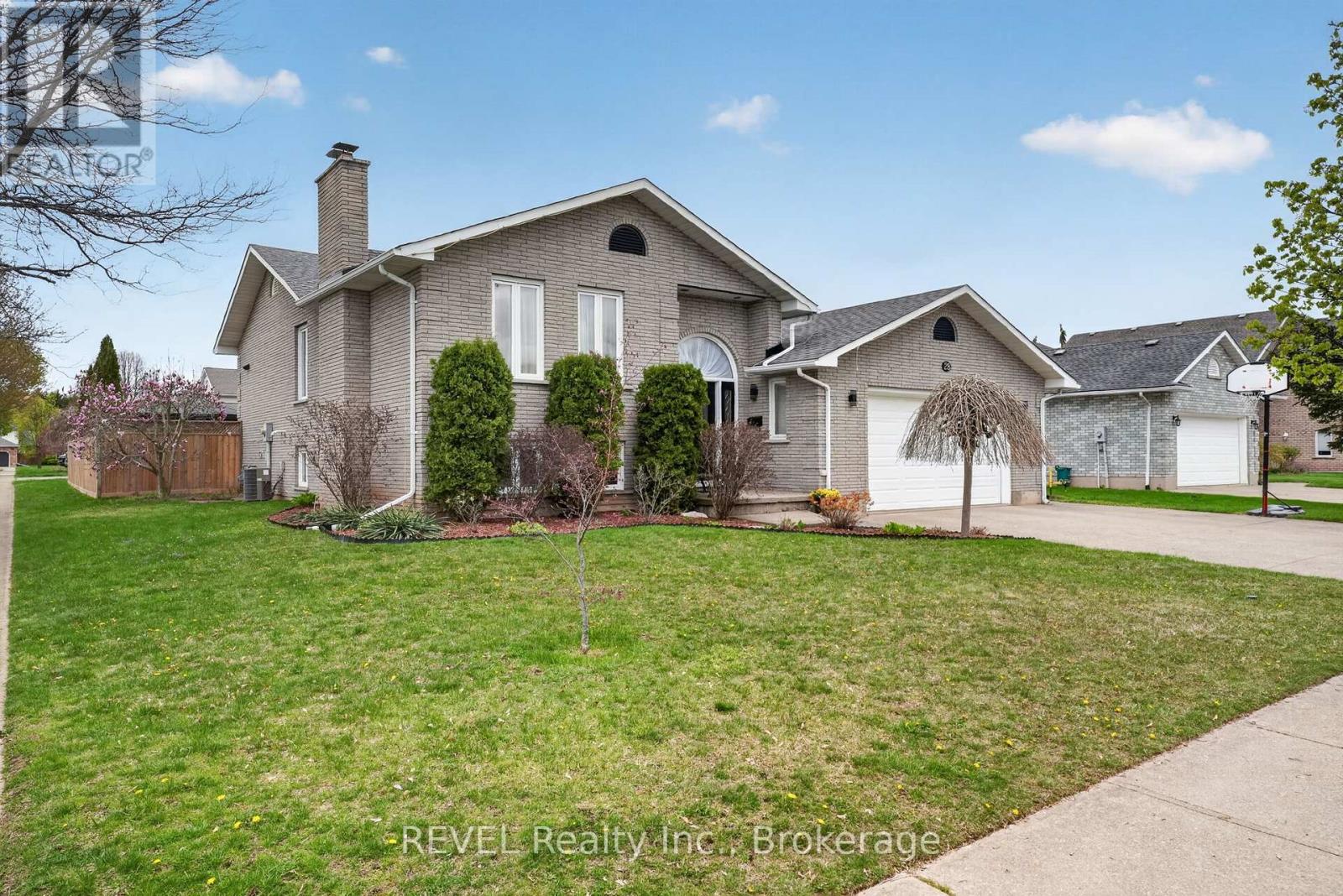 28 VANJO DRIVE - Image 3