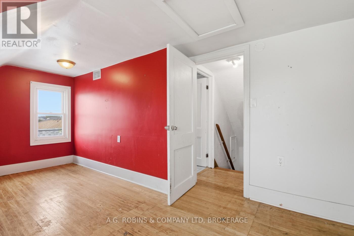 578 SOUTHWORTH STREET S - 20