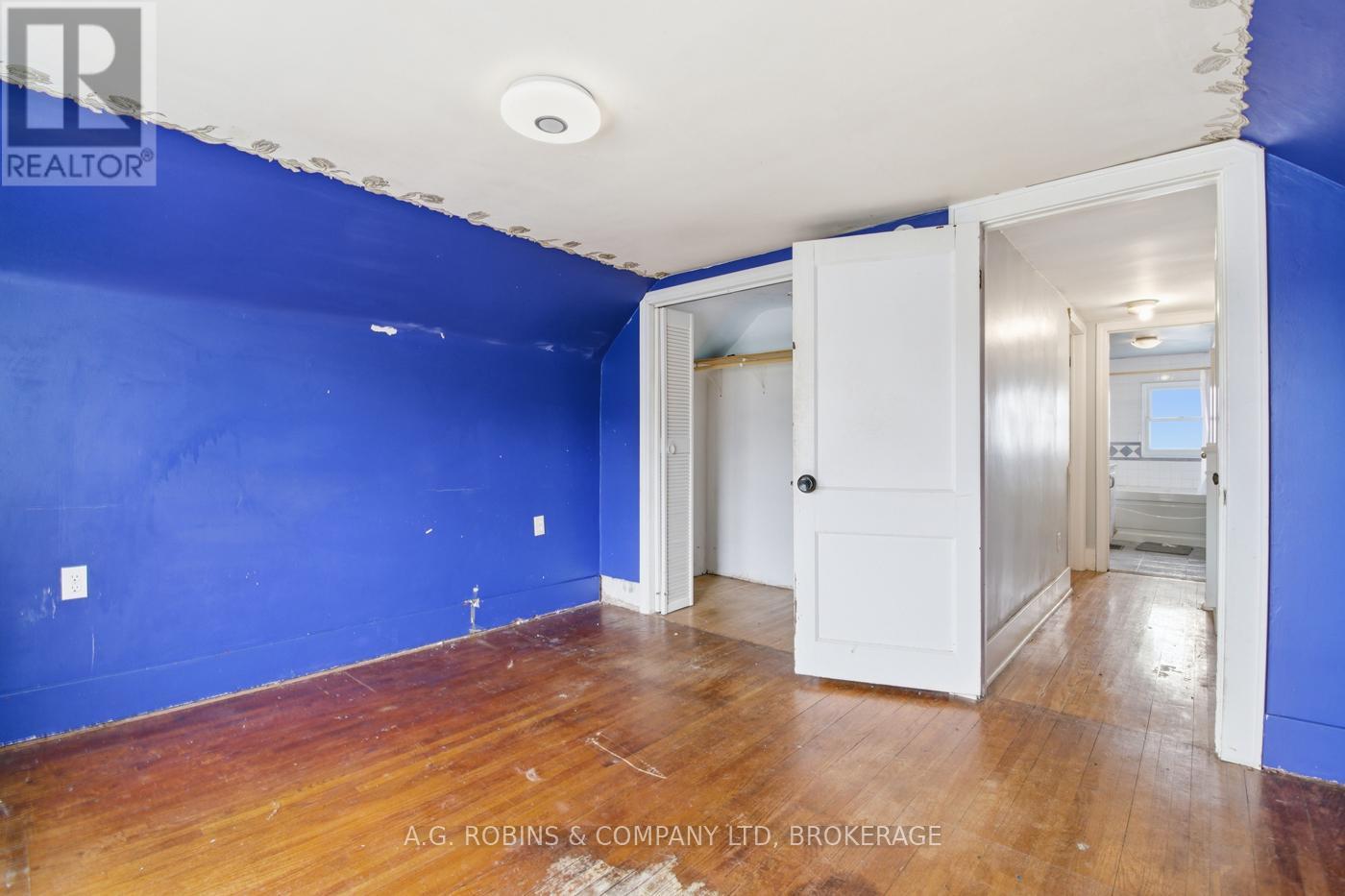 578 SOUTHWORTH STREET S - 22