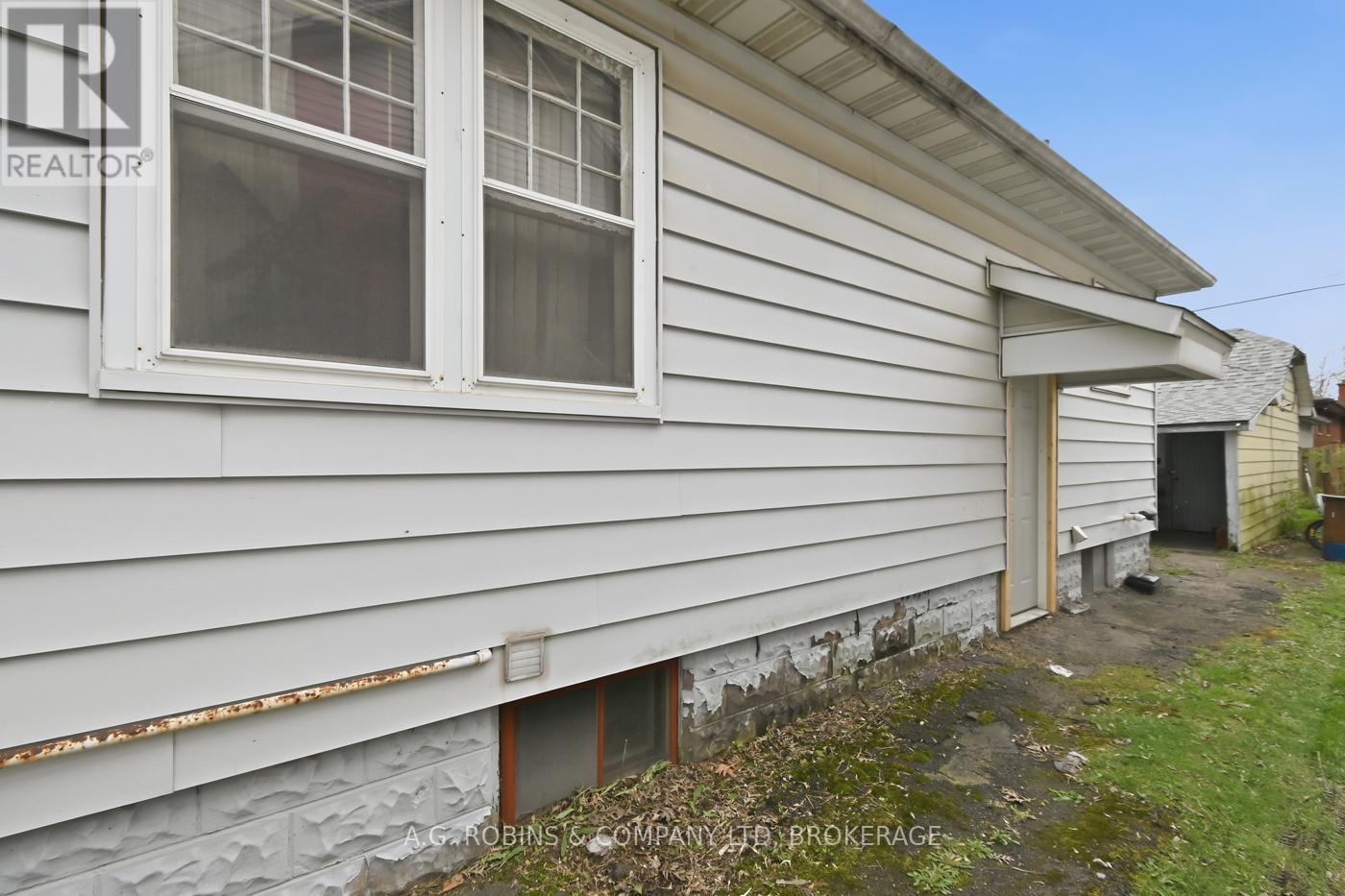 578 SOUTHWORTH STREET S - 36