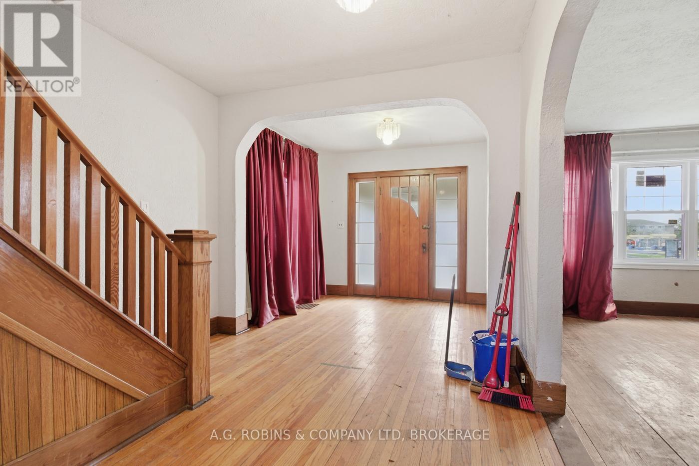 578 SOUTHWORTH STREET S - 7