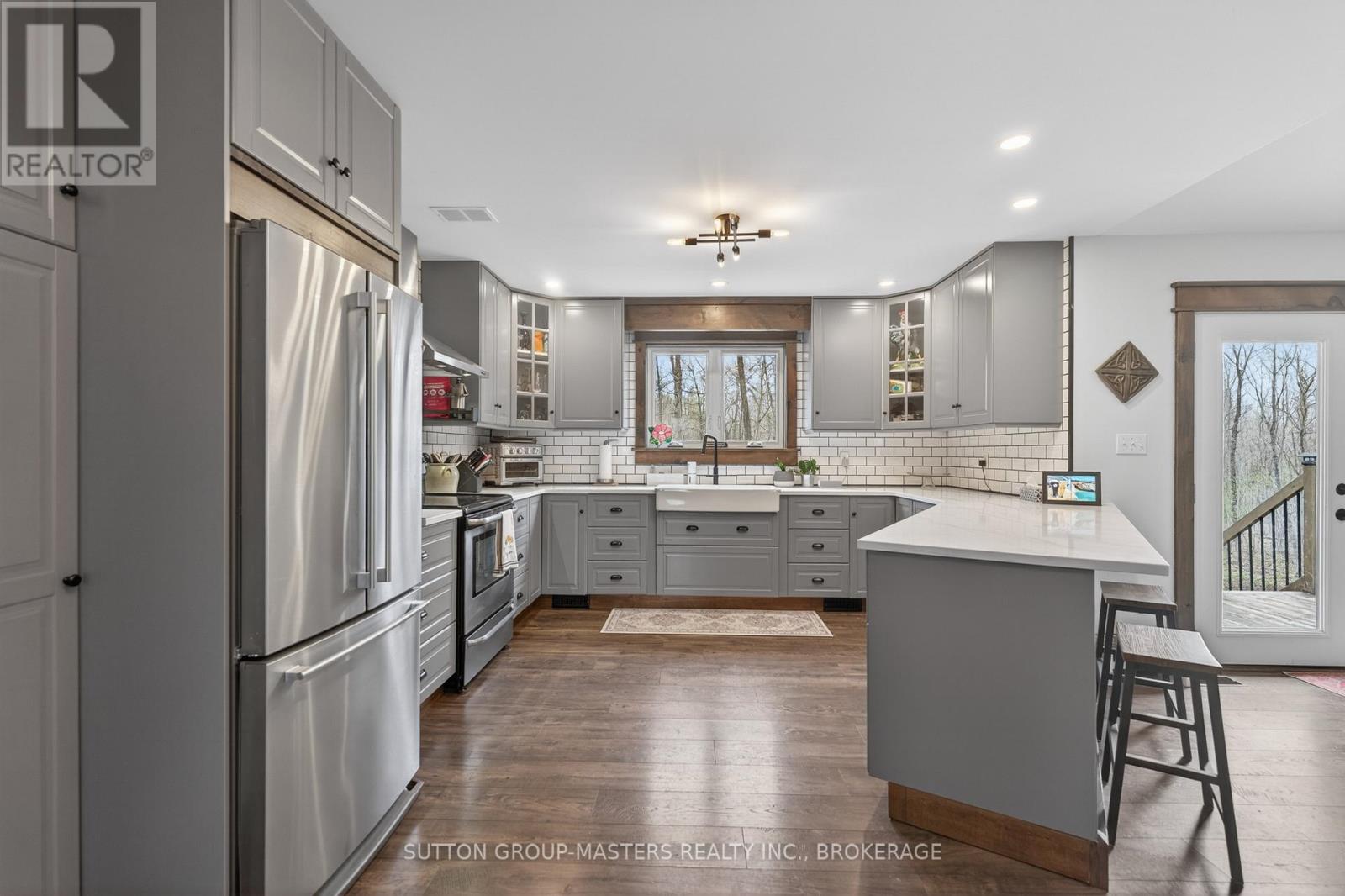3954 ALTON ROAD W - 17
