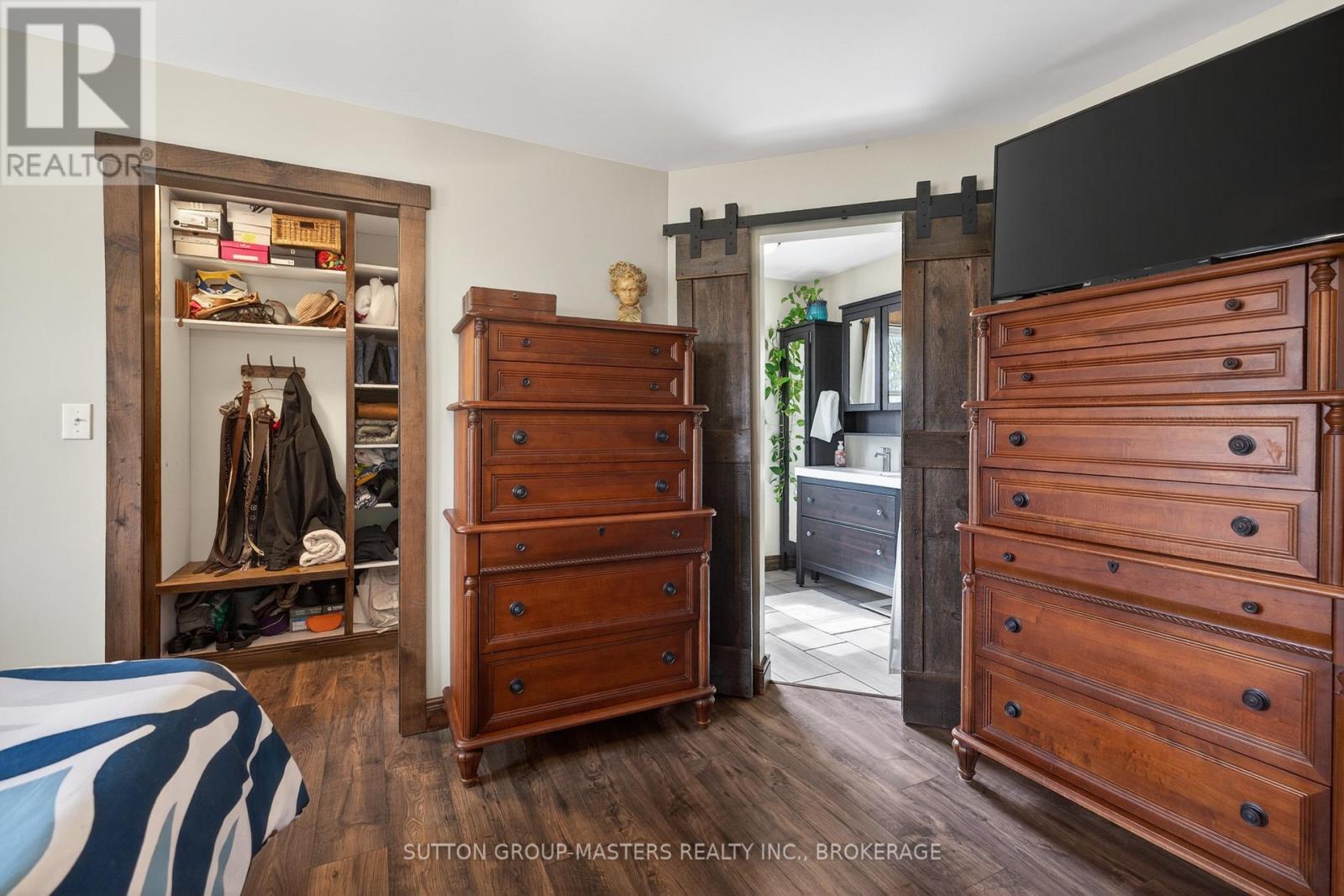 3954 ALTON ROAD W - 24