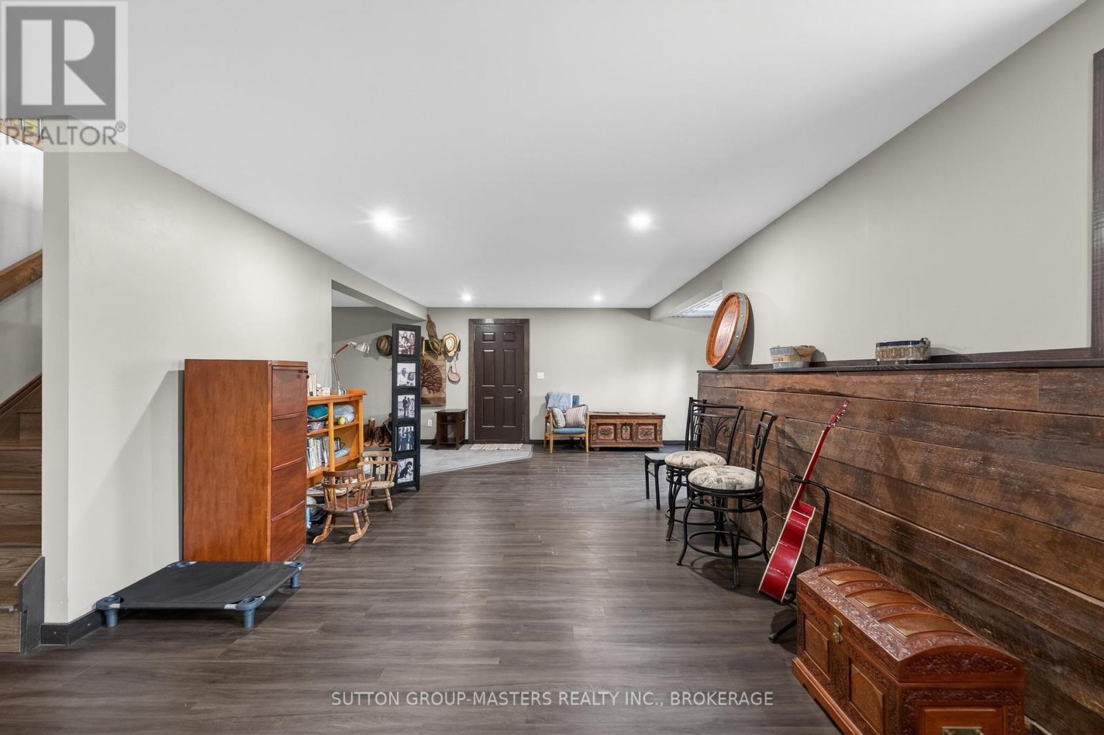 3954 ALTON ROAD W - 34