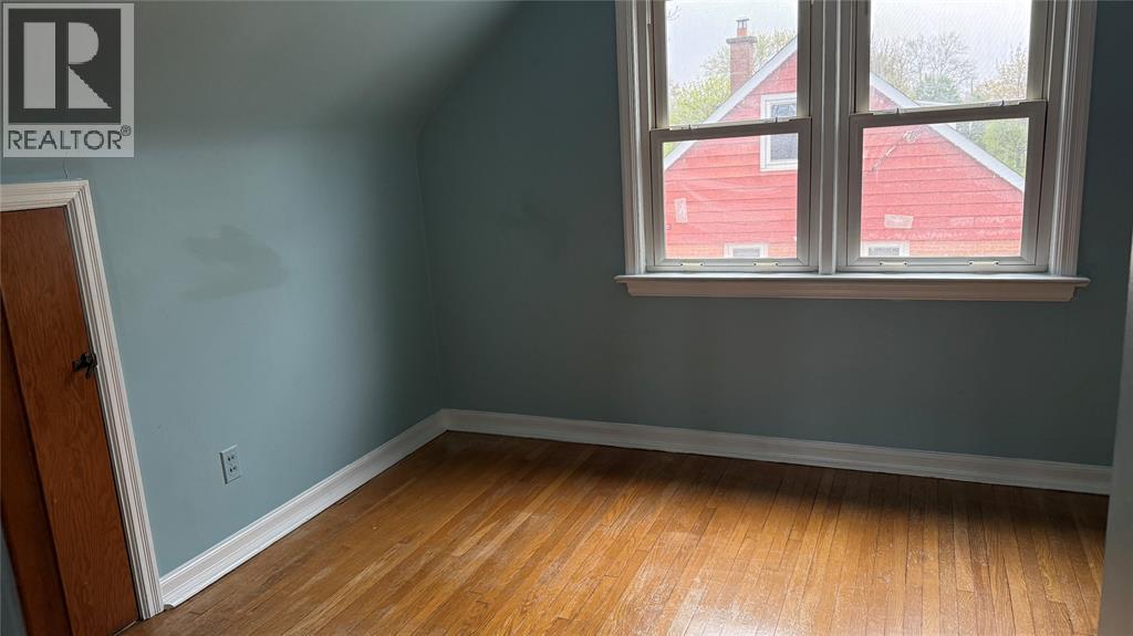 478 INDIAN (MAIN FLOOR ONLY) ROAD, Sarnia, Ontario, N7T7G4 — Photo 6