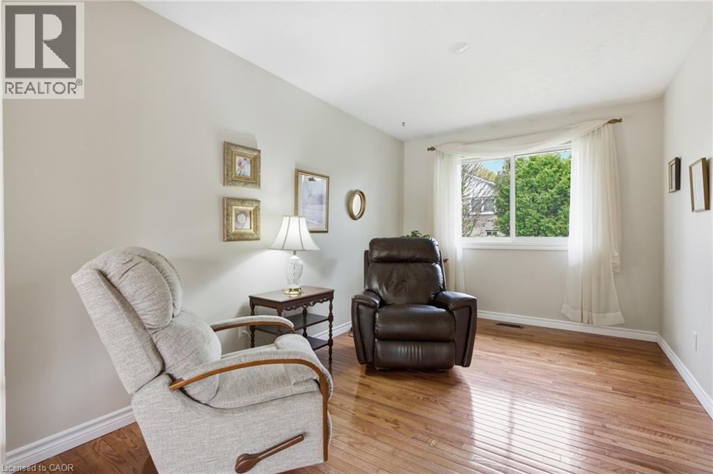 102 RIPLEY Crescent, Kitchener, Ontario, N2N1V4 — Photo 16
