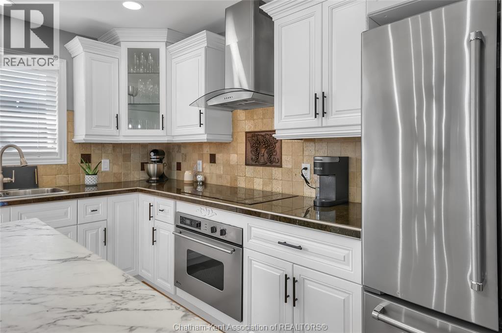 132 Sherwood COURT - 16