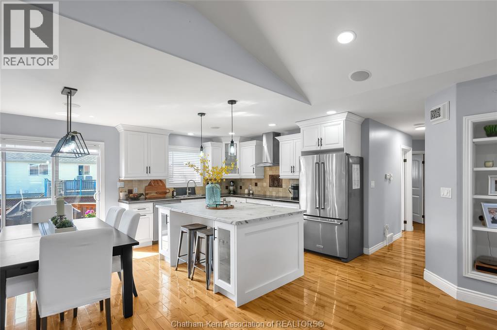 132 Sherwood COURT - 14