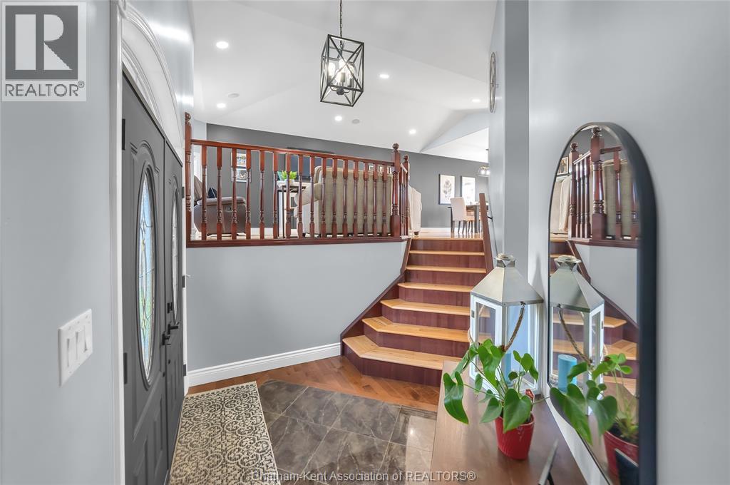 132 Sherwood COURT - 6