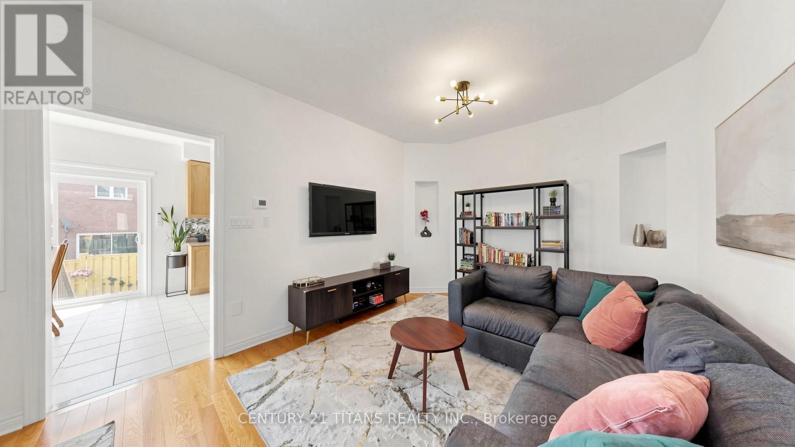 13 PAMGREY ROAD - 10