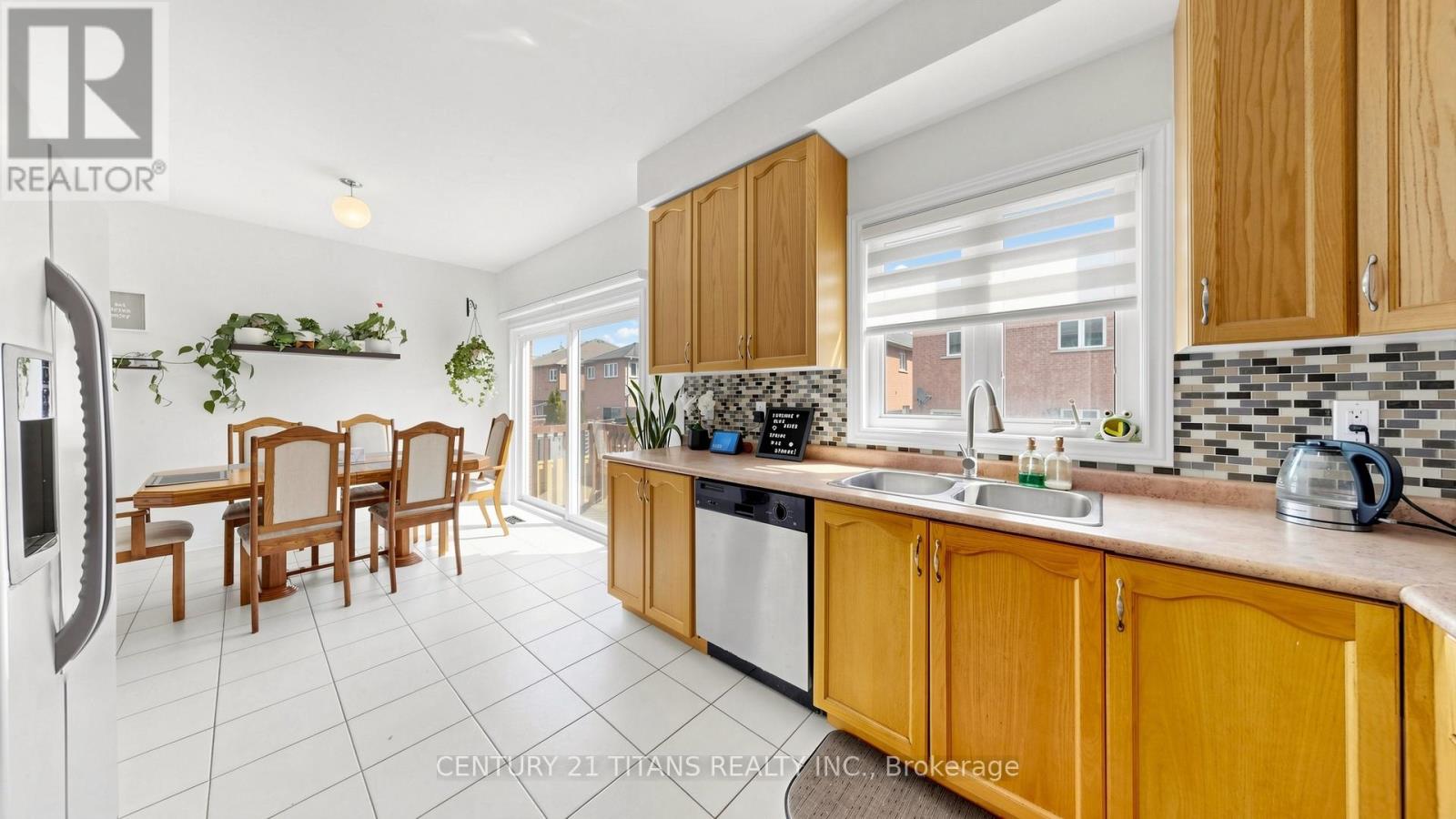 13 PAMGREY ROAD - 16