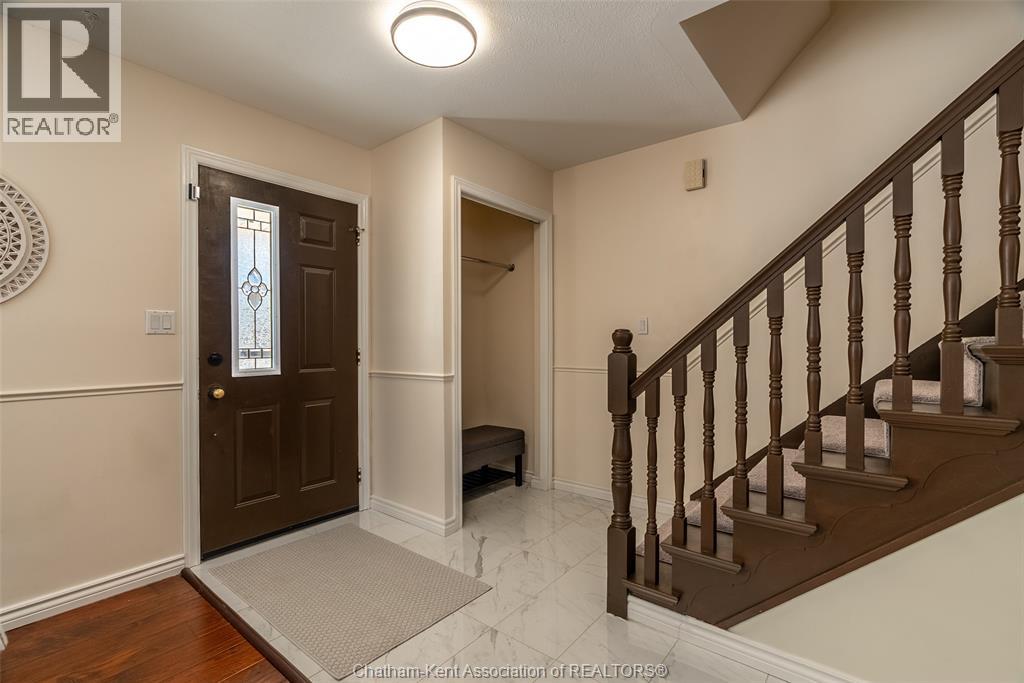 5 Turquoise COURT, Chatham, Ontario, N7M6G8 — Photo 4