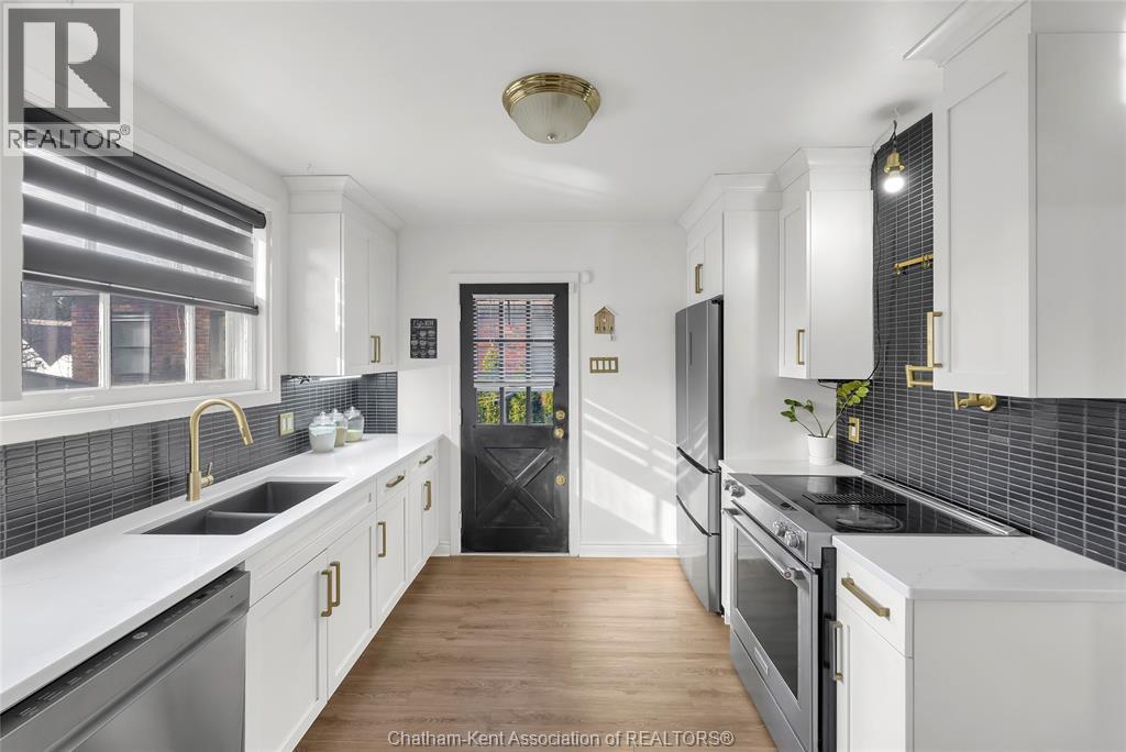 124 LLydican AVENUE, Chatham, Ontario, N7L3E8 — Photo 11