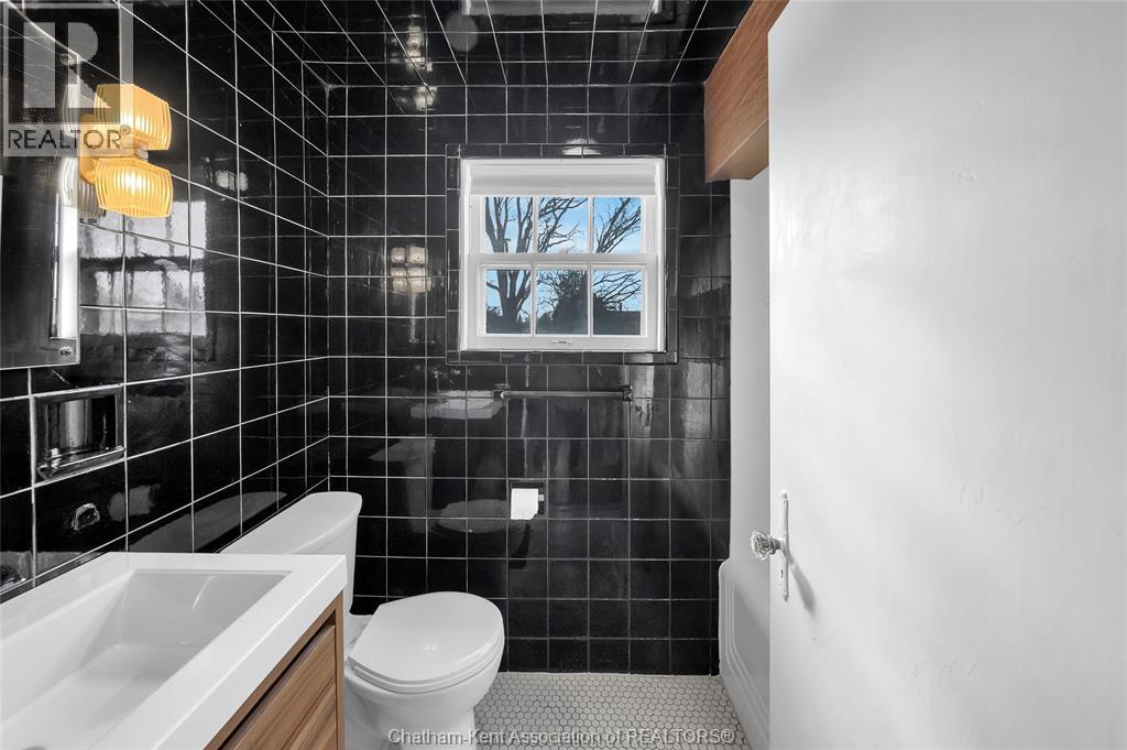 124 LLydican AVENUE, Chatham, Ontario, N7L3E8 — Photo 17