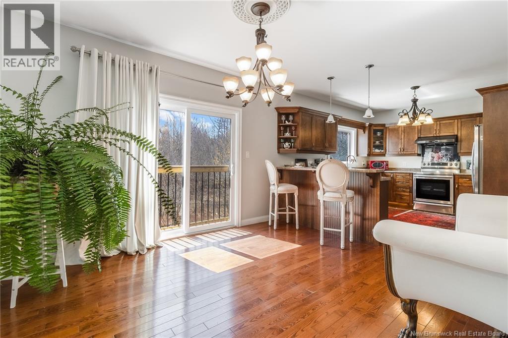 10 Johnson Avenue - 10