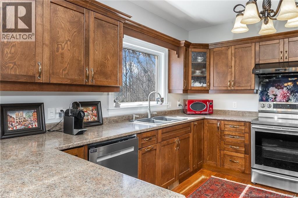 10 Johnson Avenue - 12