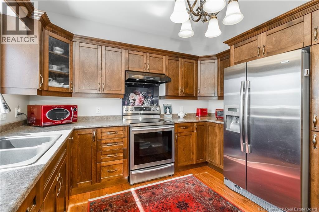 10 Johnson Avenue - 17