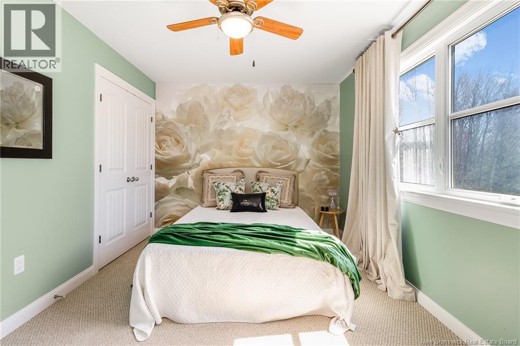 10 Johnson Avenue - 26