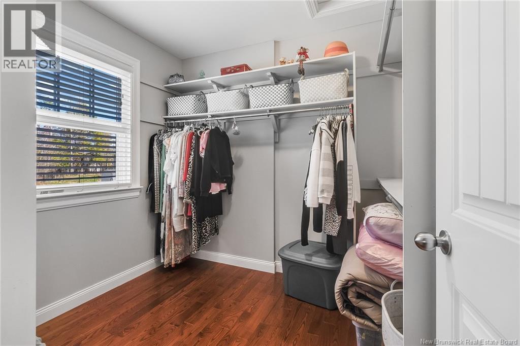 10 Johnson Avenue - 34