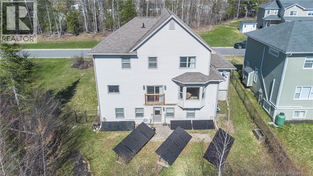 10 Johnson Avenue - 48