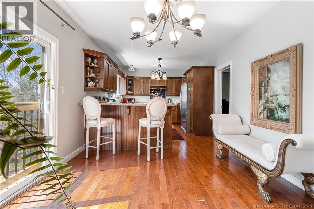 10 Johnson Avenue - 9