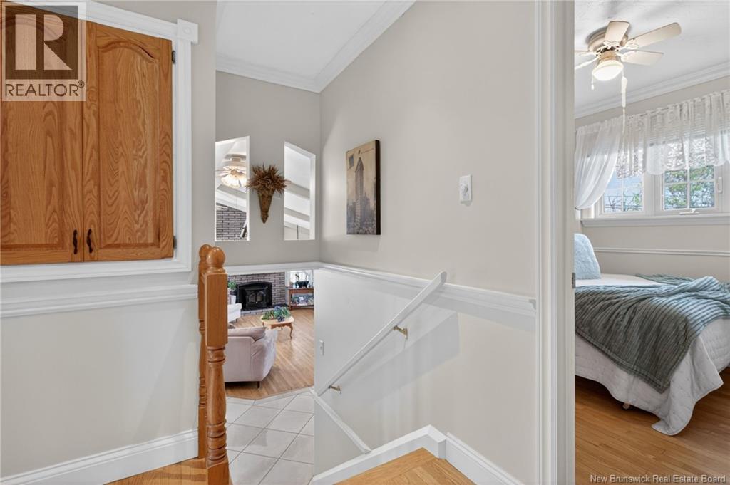 105 Montclair - 10