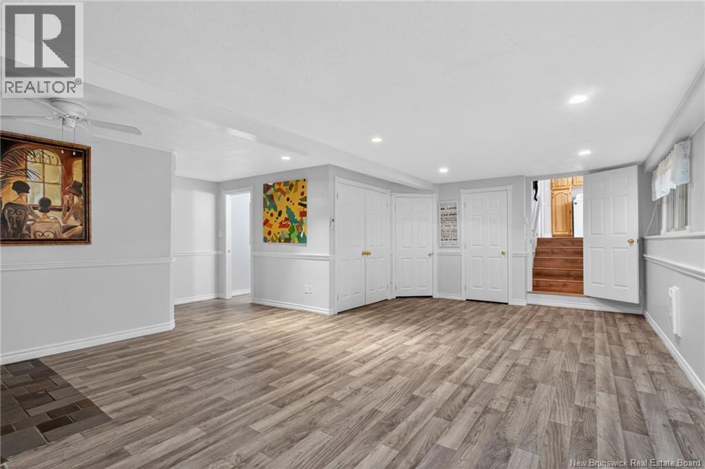 105 Montclair - 22